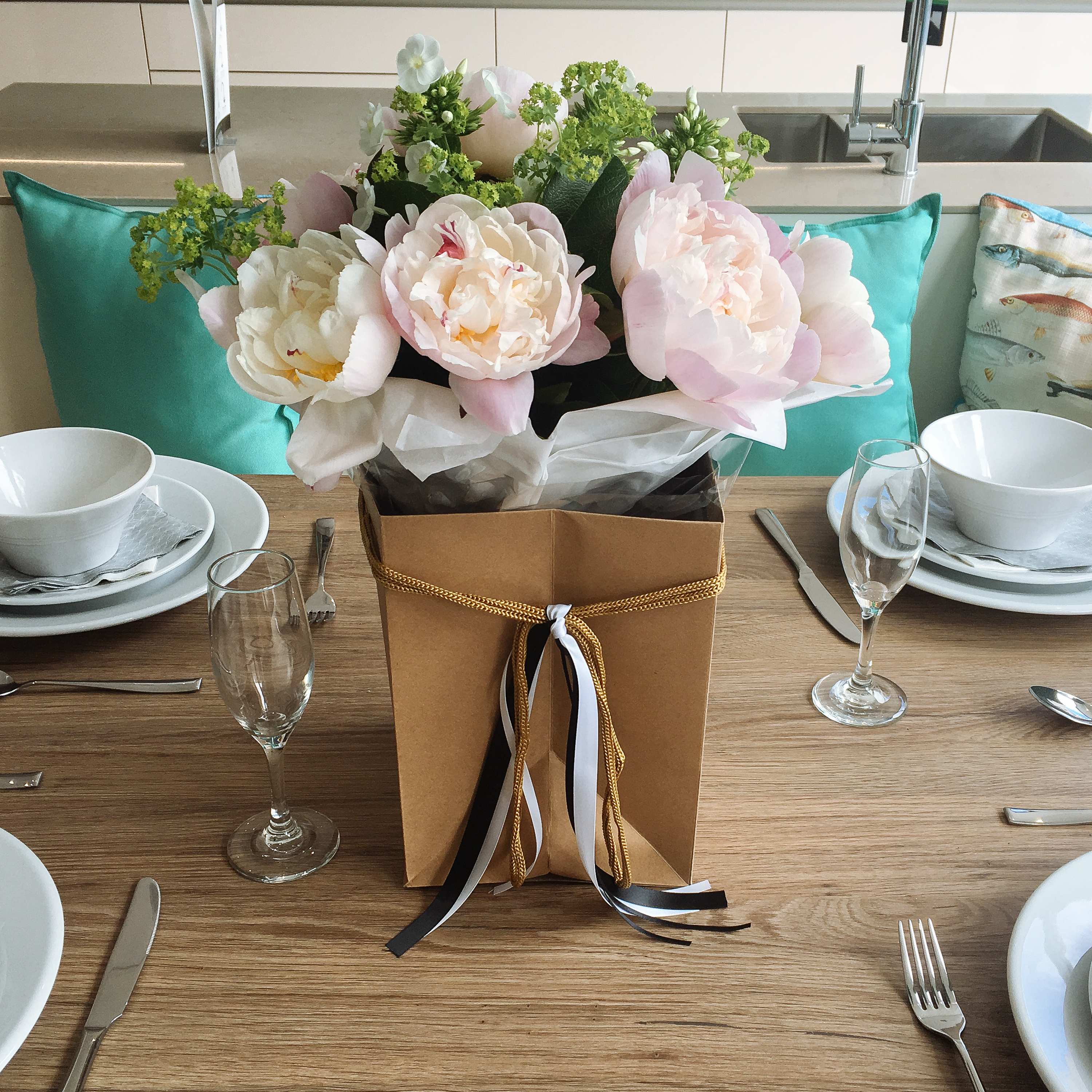 Tina Bouquet original